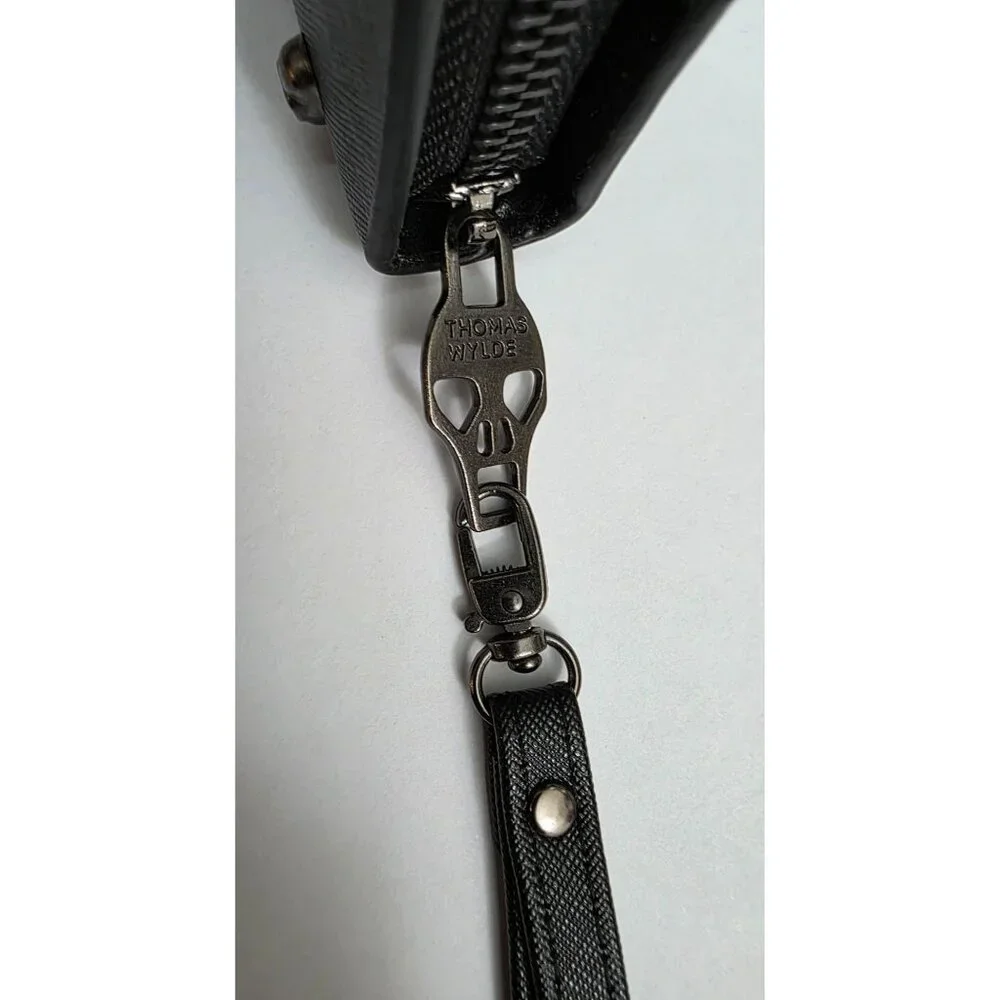 Thomas Wylde Skull Black Wallet Zip Convertible Handstrap New - Picture 5 of 7